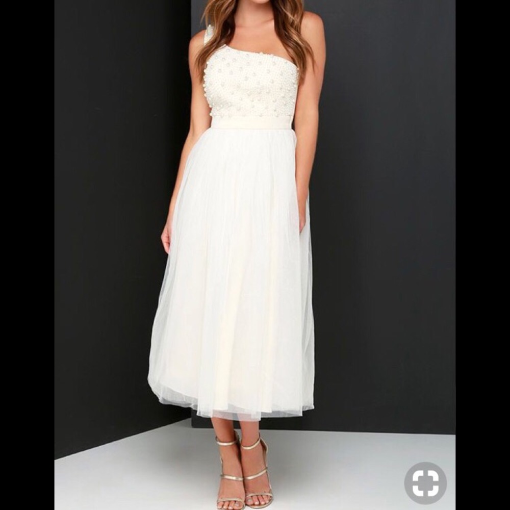 Pearl dress NWOT